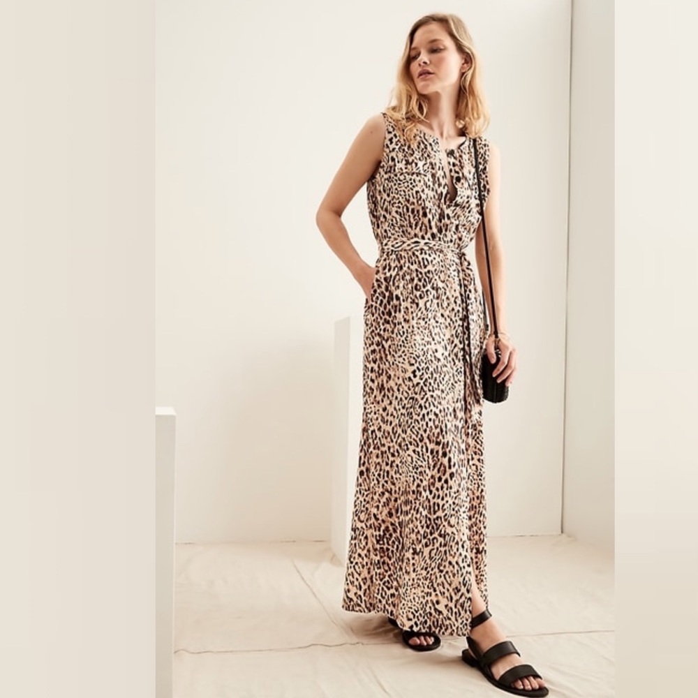 BANANA REPUBLIC Utility Maxi Shirtdress in Leopard Print
